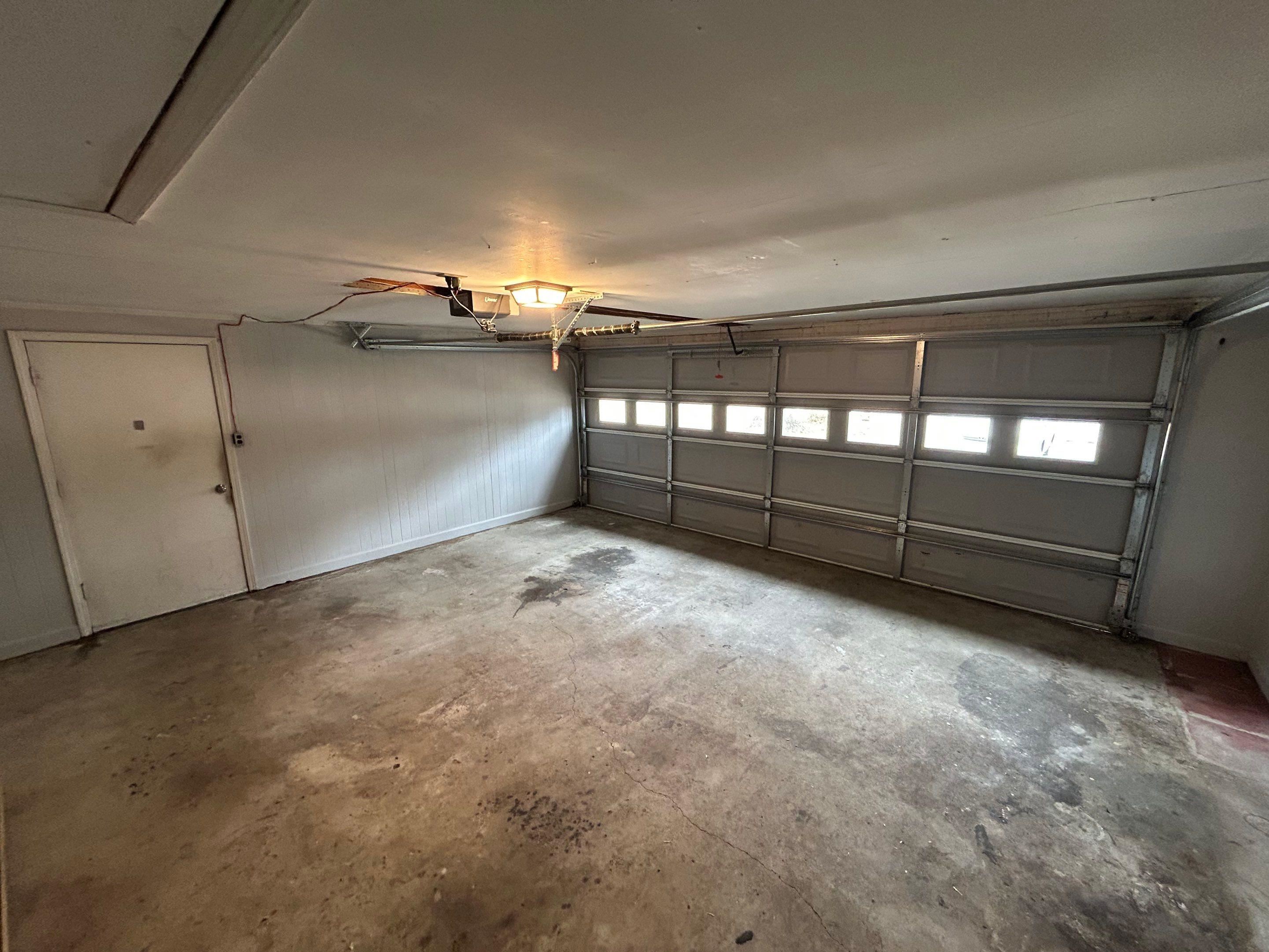 5315 Yale Road Memphis, TN 38134 - Photo 8 of 15 View of garage