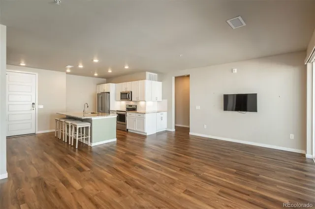 $400,000 | 460 East Fremont Place, Unit 309, Centennial, CO 80122