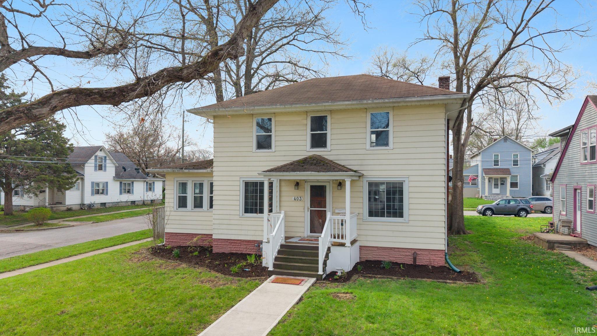 403 Englewood Court Fort Wayne, IN 46807 - Photo 2 of 32