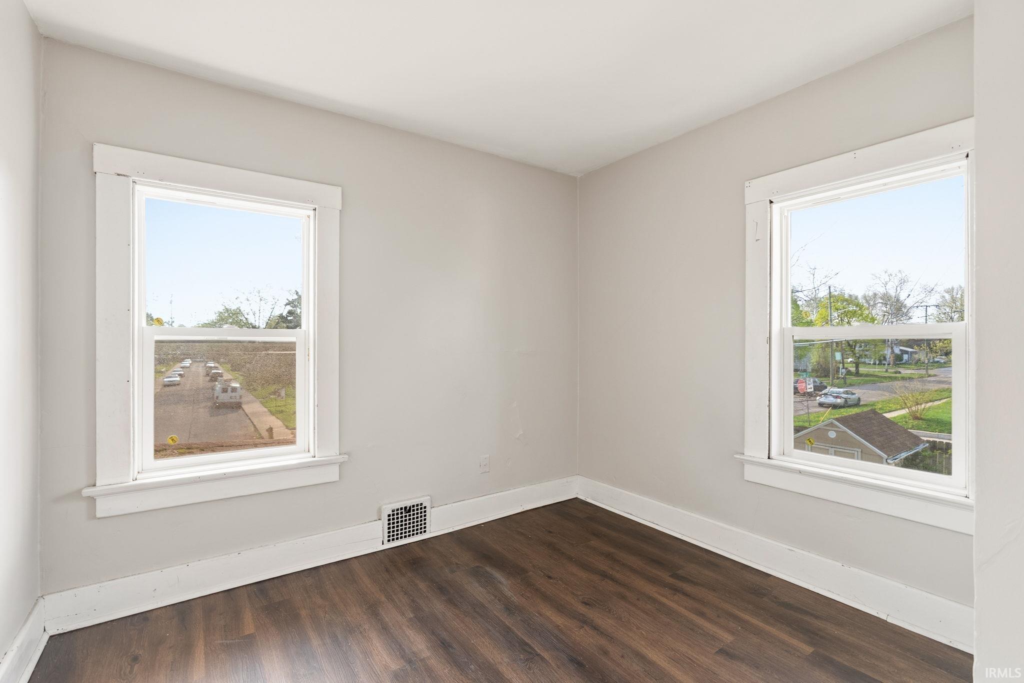 403 Englewood Court Fort Wayne, IN 46807 - Photo 22 of 32