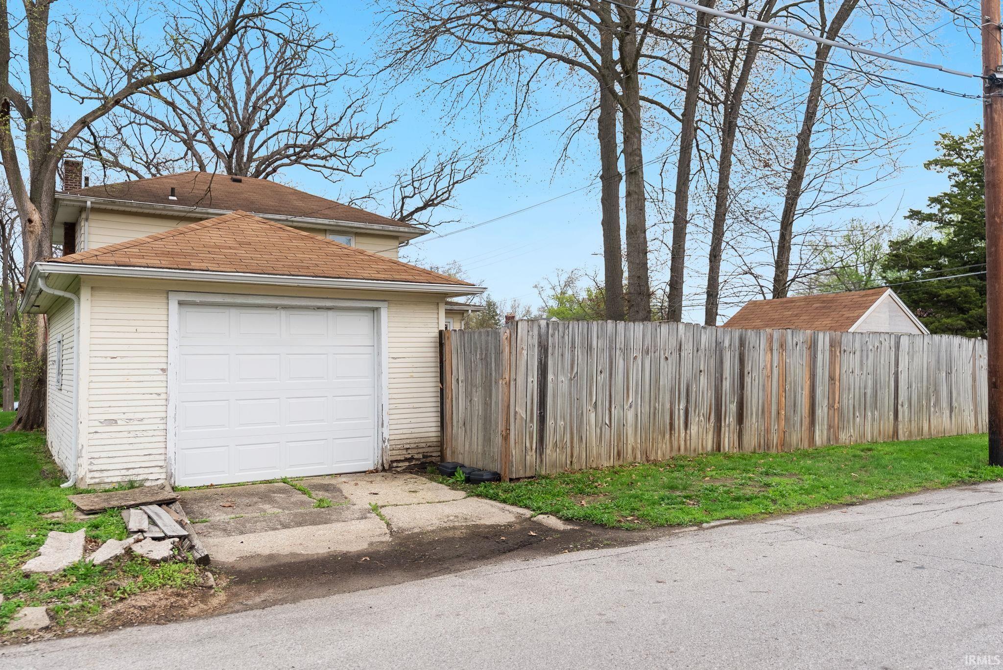 403 Englewood Court Fort Wayne, IN 46807 - Photo 31 of 32
