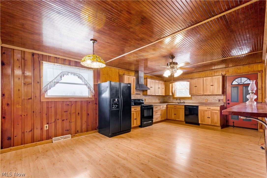 2395 McKims Ridge Road Colliers, WV 26035 - Photo 8 of 35