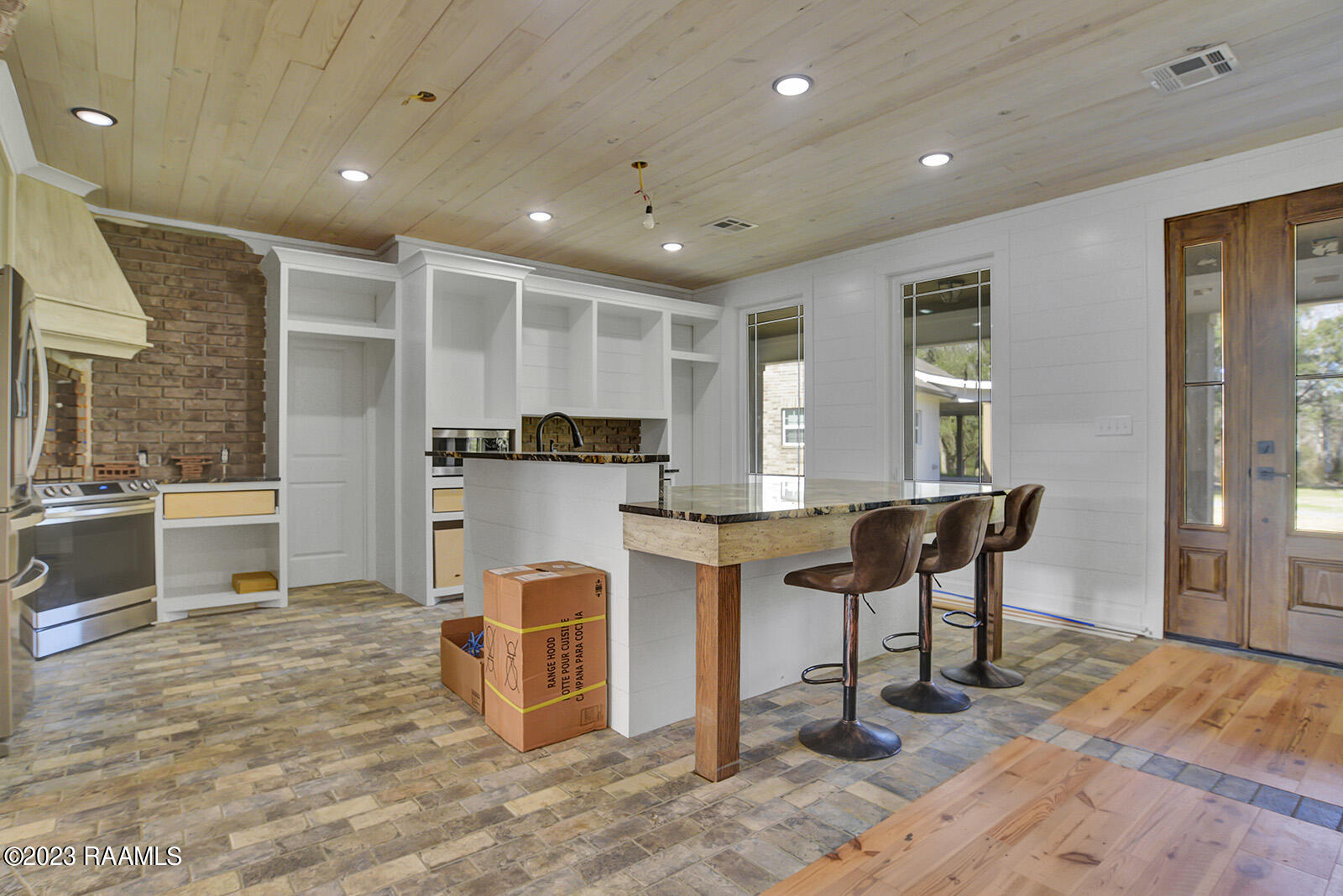 19287 Dama Landry Road Jennings, LA 70546 - Photo 4 of 15 7
