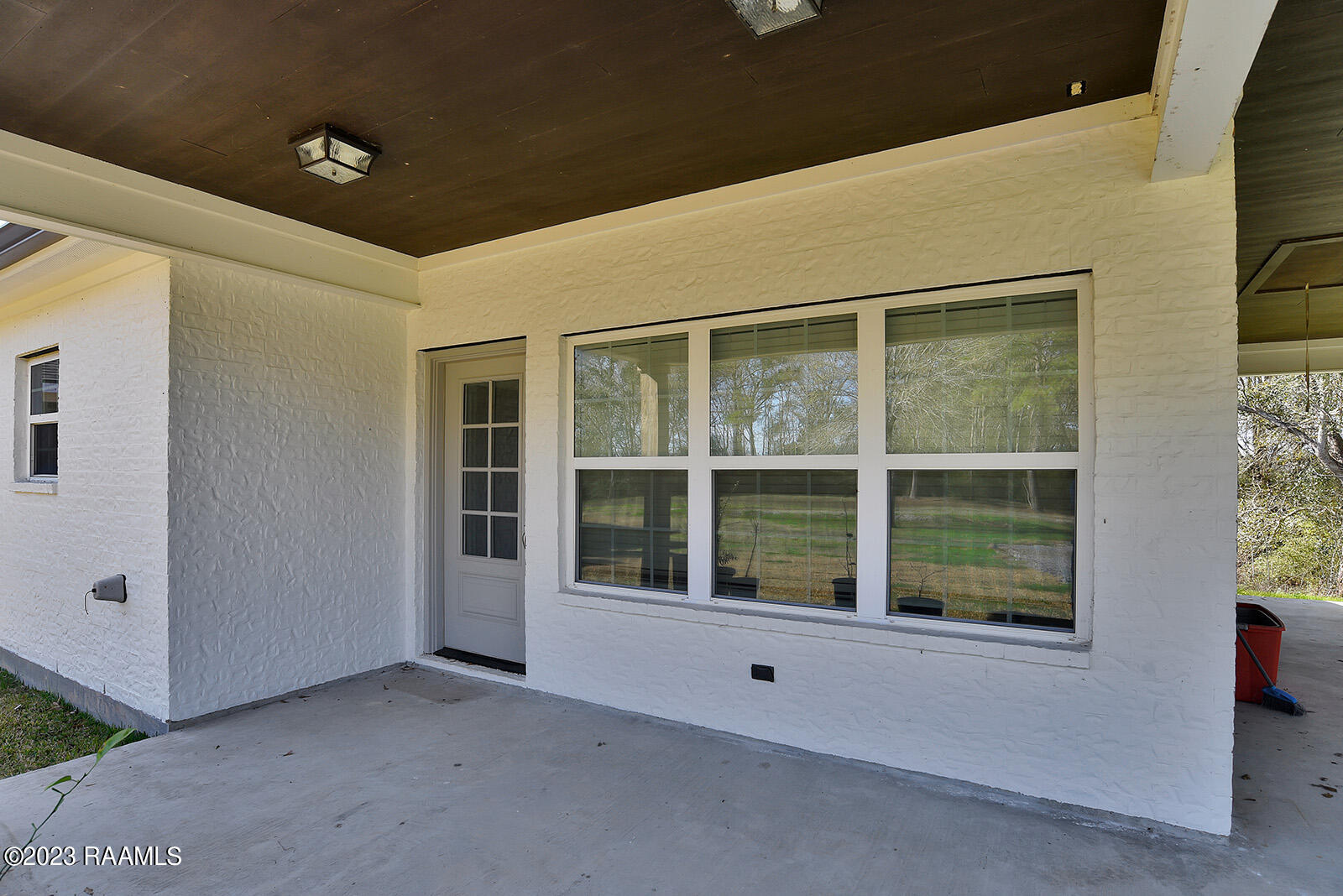19287 Dama Landry Road Jennings, LA 70546 - Photo 9 of 15 21