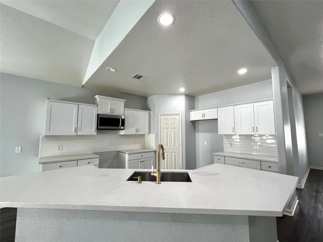 $2,150 | 1216 Deputy O McDuffie Jr Street, Cleveland, TX 77327