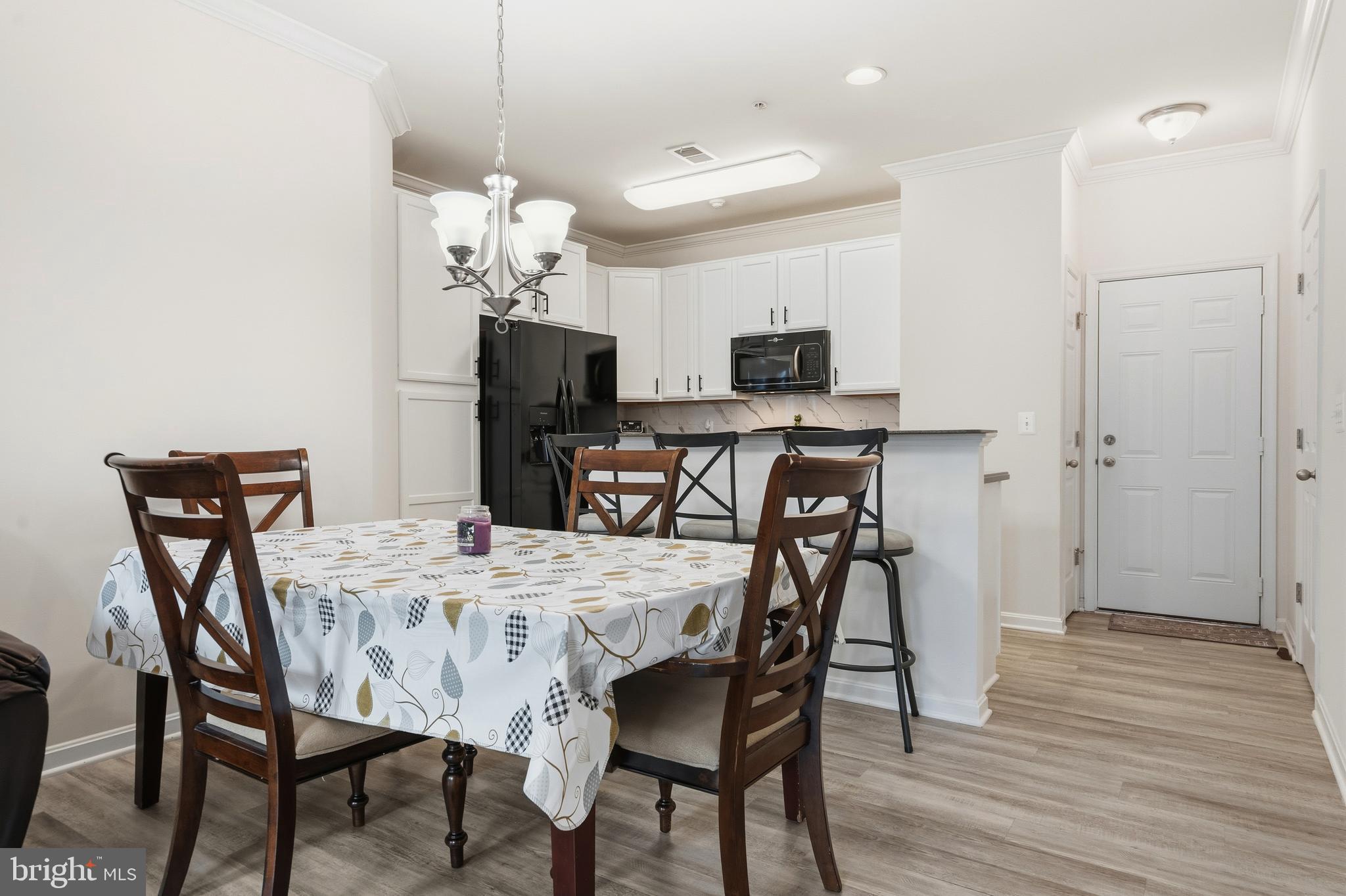 9557 Center Street Manassas, VA 20110 - Photo 4 of 17 Living and Dining Room