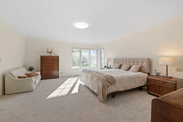 $1,899,000 | 2016 Midwest Club Parkway, Oak Brook, IL 60523