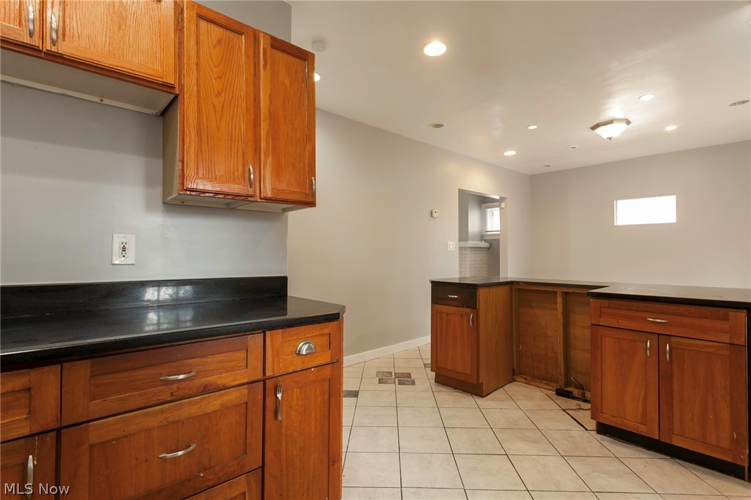 3419 Spangler Road Cleveland Heights, OH 44112 - Photo 12 of 35