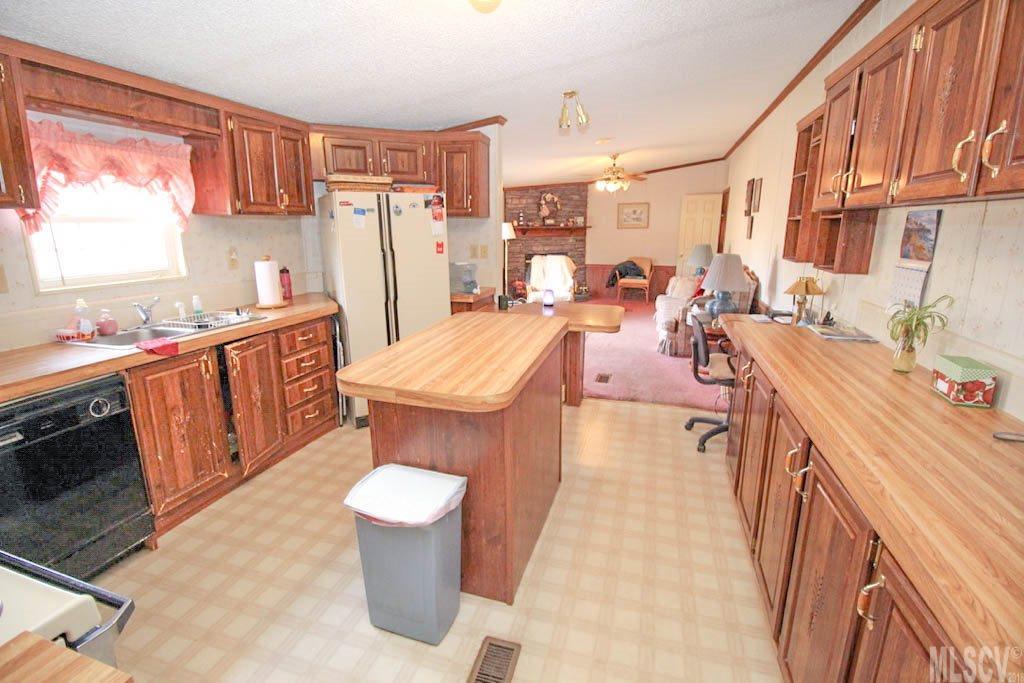 3814 Powerhouse Road Glen Alpine, NC 28655 - Photo 4 of 25 Gallery Image 4