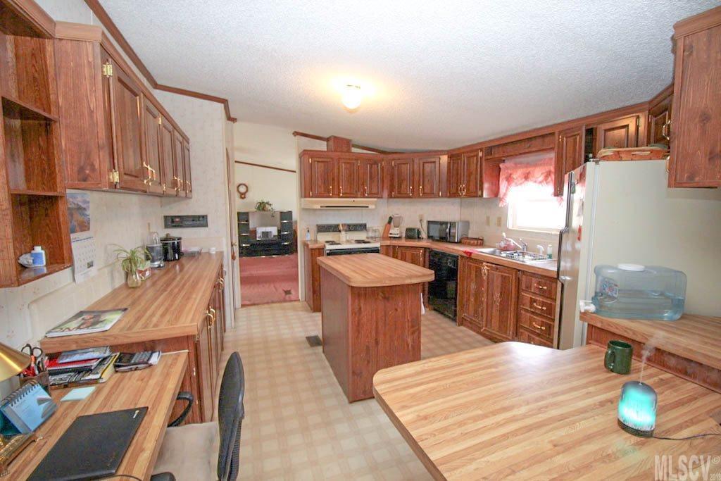 3814 Powerhouse Road Glen Alpine, NC 28655 - Photo 5 of 25 Gallery Image 5