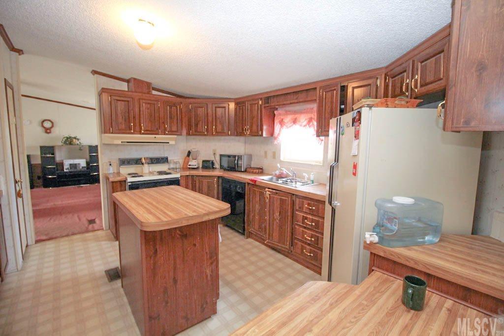 3814 Powerhouse Road Glen Alpine, NC 28655 - Photo 6 of 25 Gallery Image 6