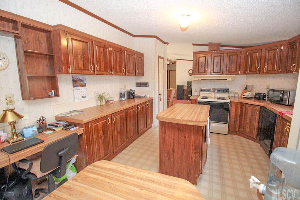 3814 Powerhouse Road Glen Alpine, NC 28655 - Photo 7 of 25 Gallery Image 7