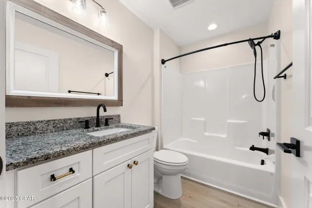 $2,250 | 2614 Cypress Street, Panama City Beach, FL 32408