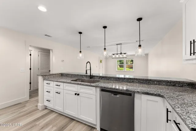 $2,250 | 2614 Cypress Street, Panama City Beach, FL 32408