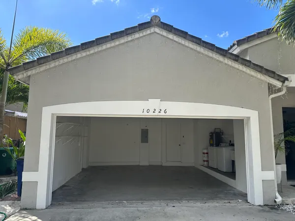 a view of sign board with a park