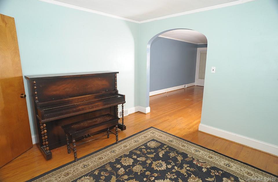 2105 East Innes Street Salisbury, NC 28146 - Photo 8 of 21 Gallery Image 8