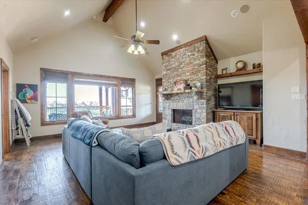 $595,000 | 1633 Scenic Drive, Unit 303, Graford, TX 76449