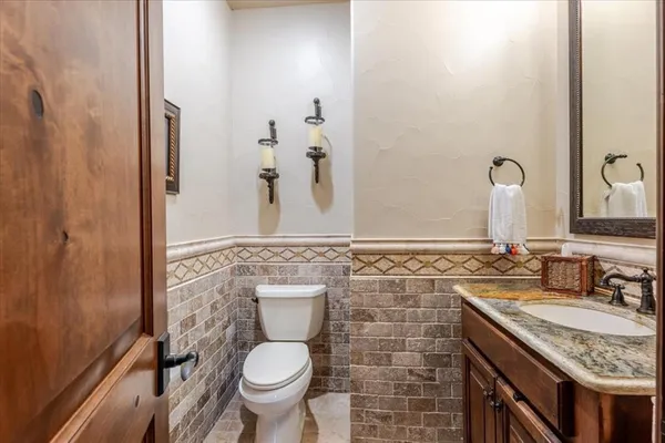 $595,000 | 1633 Scenic Drive, Unit 303, Graford, TX 76449