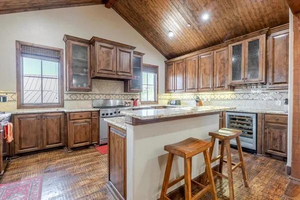 $595,000 | 1633 Scenic Drive, Unit 303, Graford, TX 76449