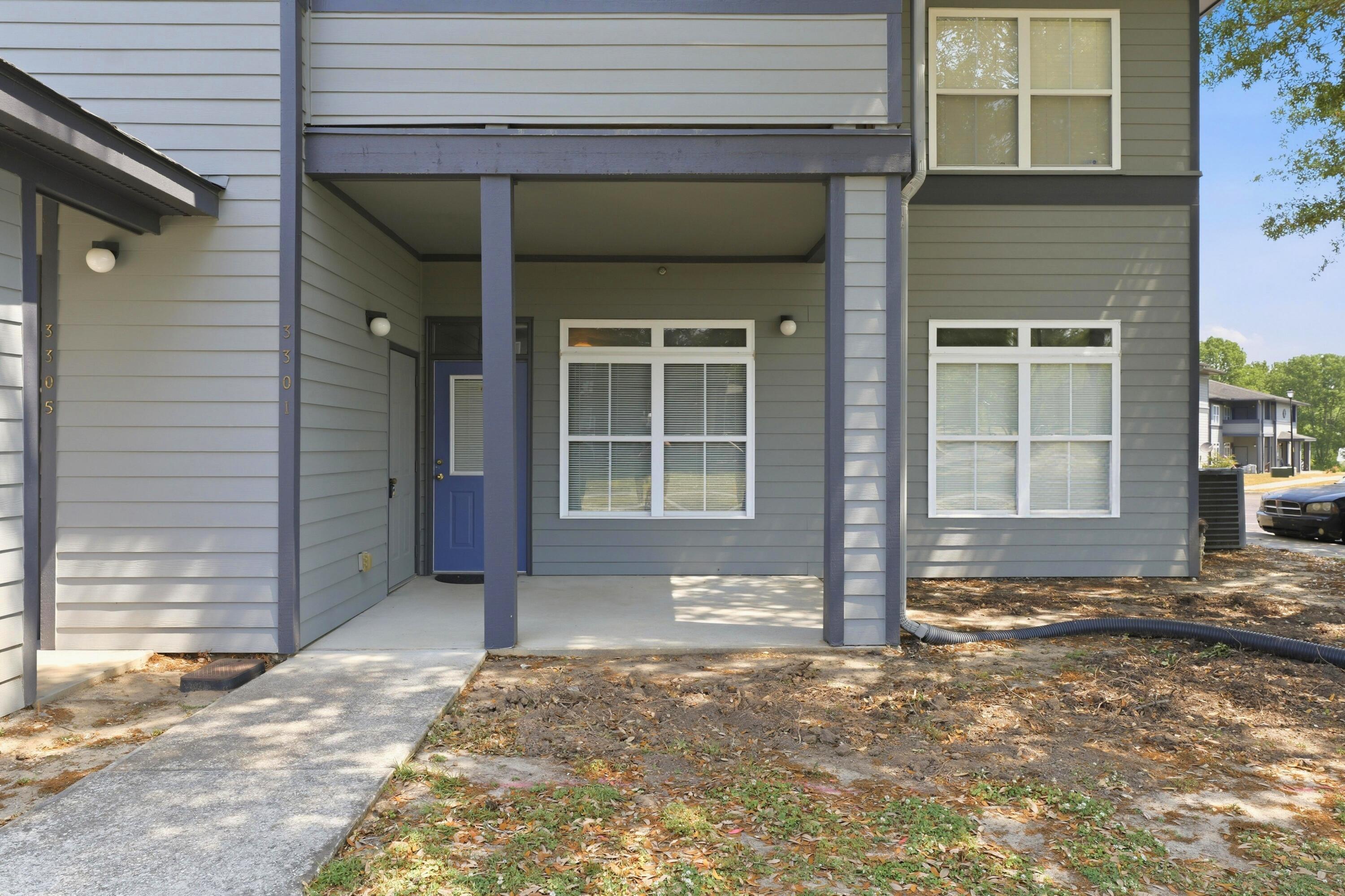 3301 Mariners Way Moncks Corner, SC 29461 - Photo 19 of 20 010_P1020534_autoremove_29057024