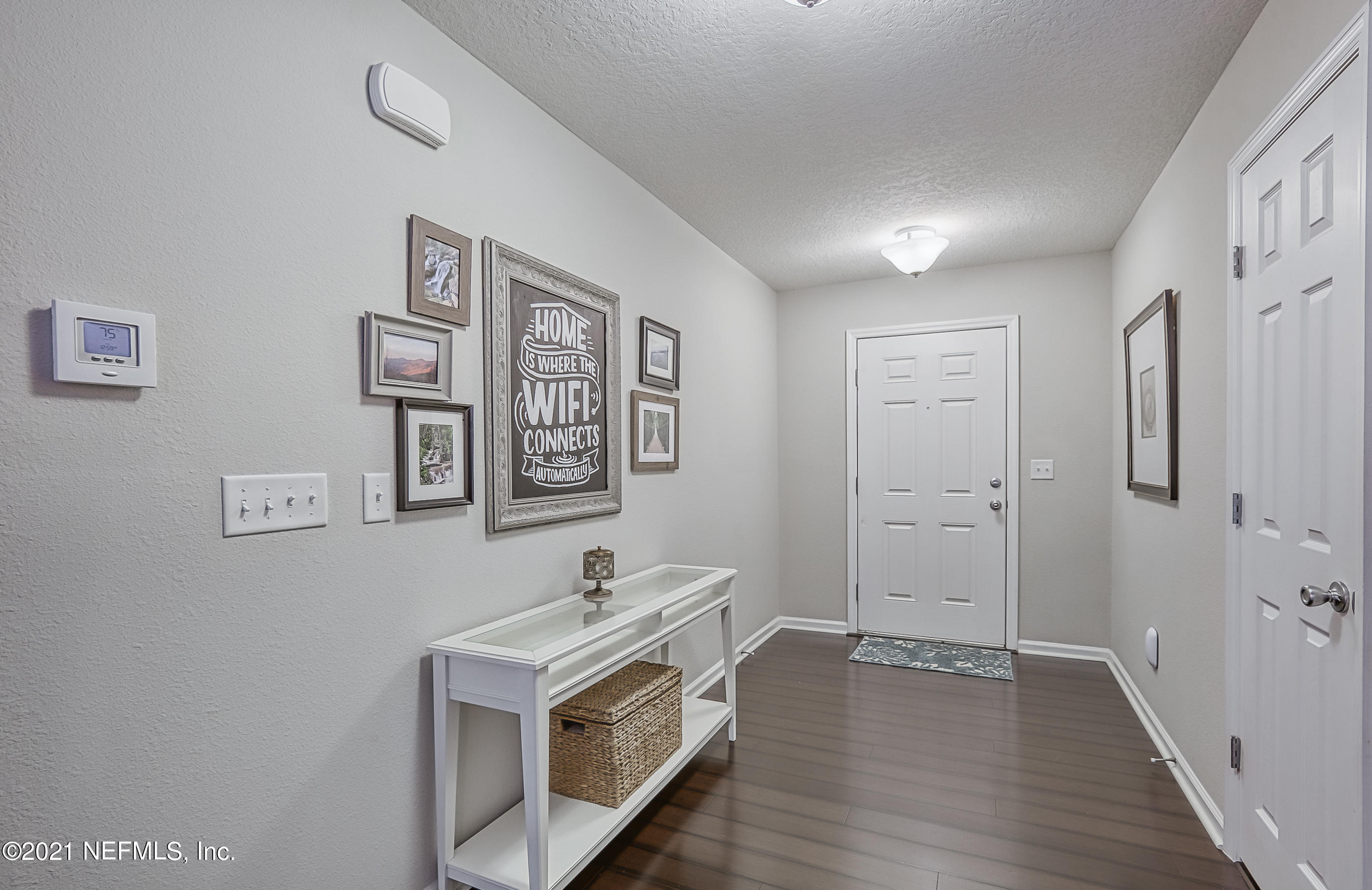 9686 Wexford Chase Road Jacksonville, FL 32257 - Photo 3 of 45 Wide entryway