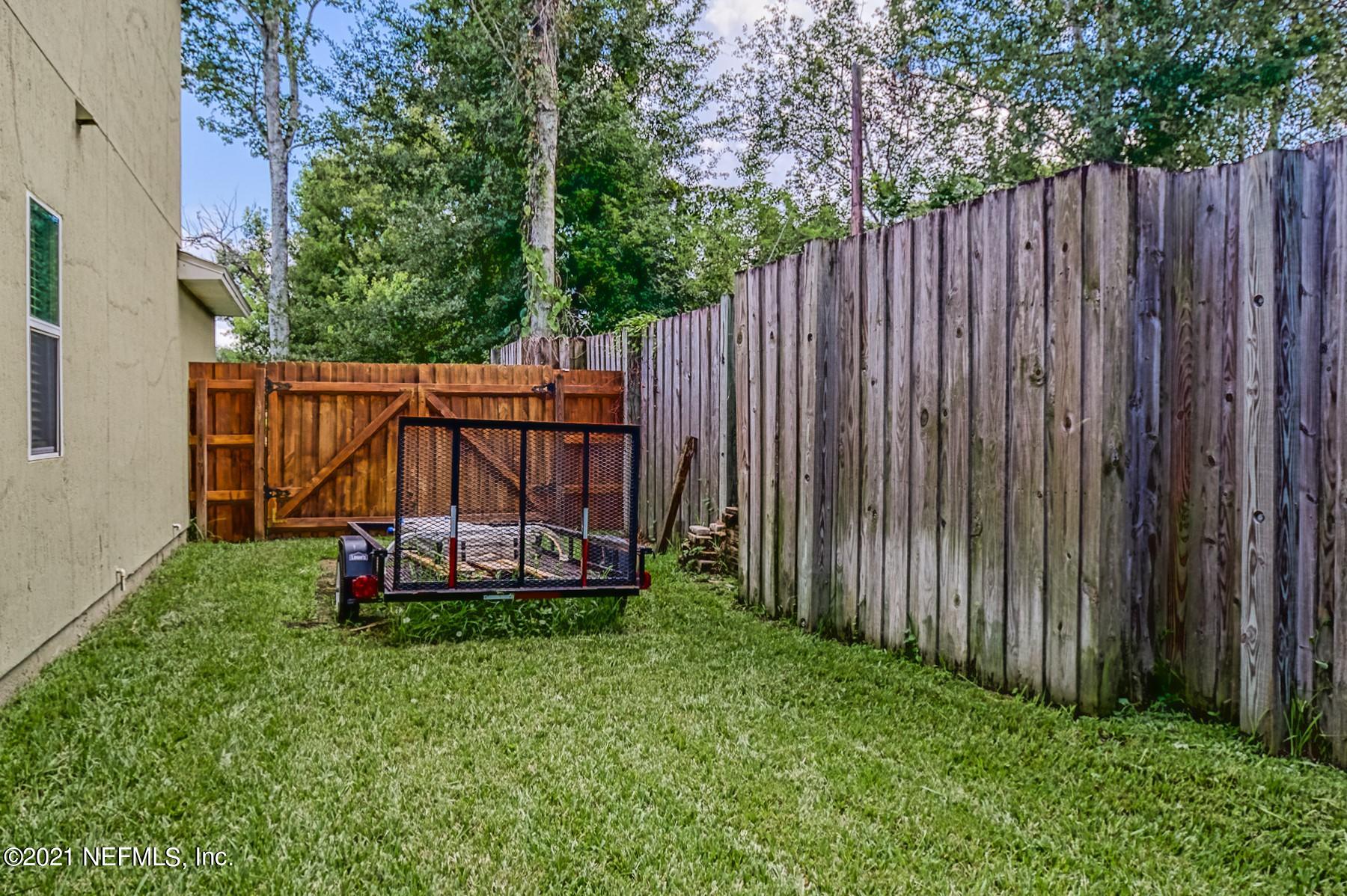 9686 Wexford Chase Road Jacksonville, FL 32257 - Photo 37 of 45 Wide side yards with gated access