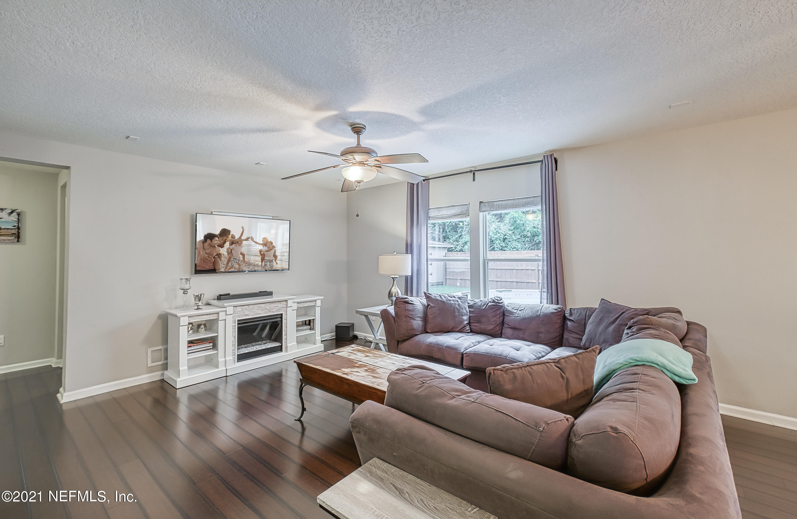 9686 Wexford Chase Road Jacksonville, FL 32257 - Photo 4 of 45 Family Room
