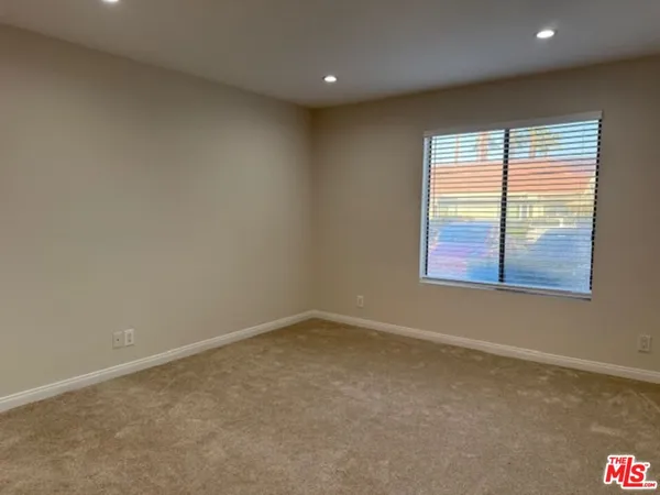 $2,500 | 43376 Cook Street, Unit 217, Palm Desert, CA 92211
