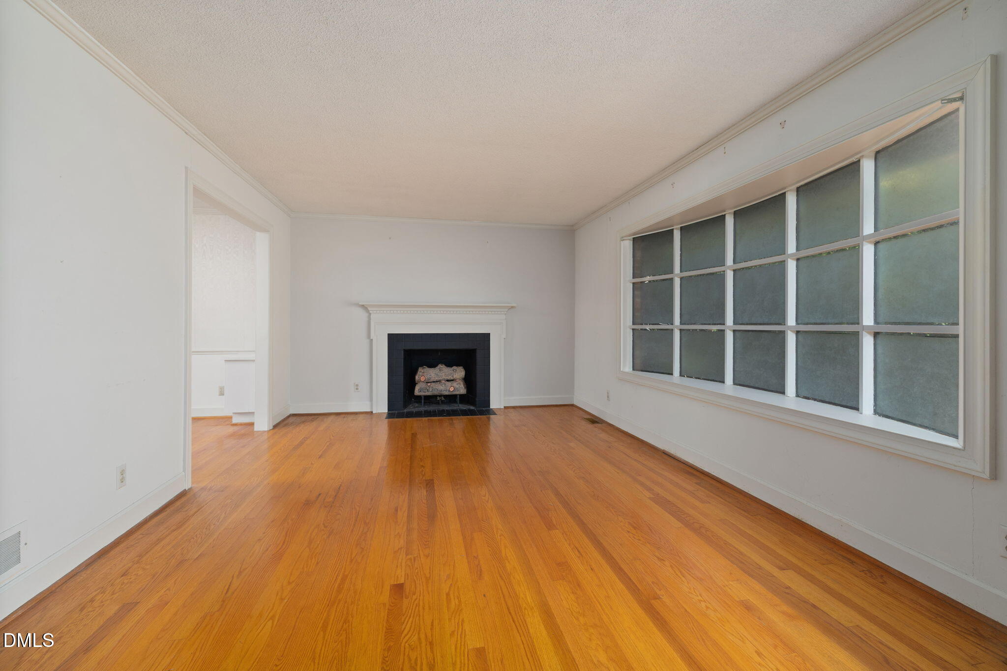 3301 Caldwell Drive Raleigh, NC 27607 - Photo 19 of 40 19-web-or-mls-DX3A1507
