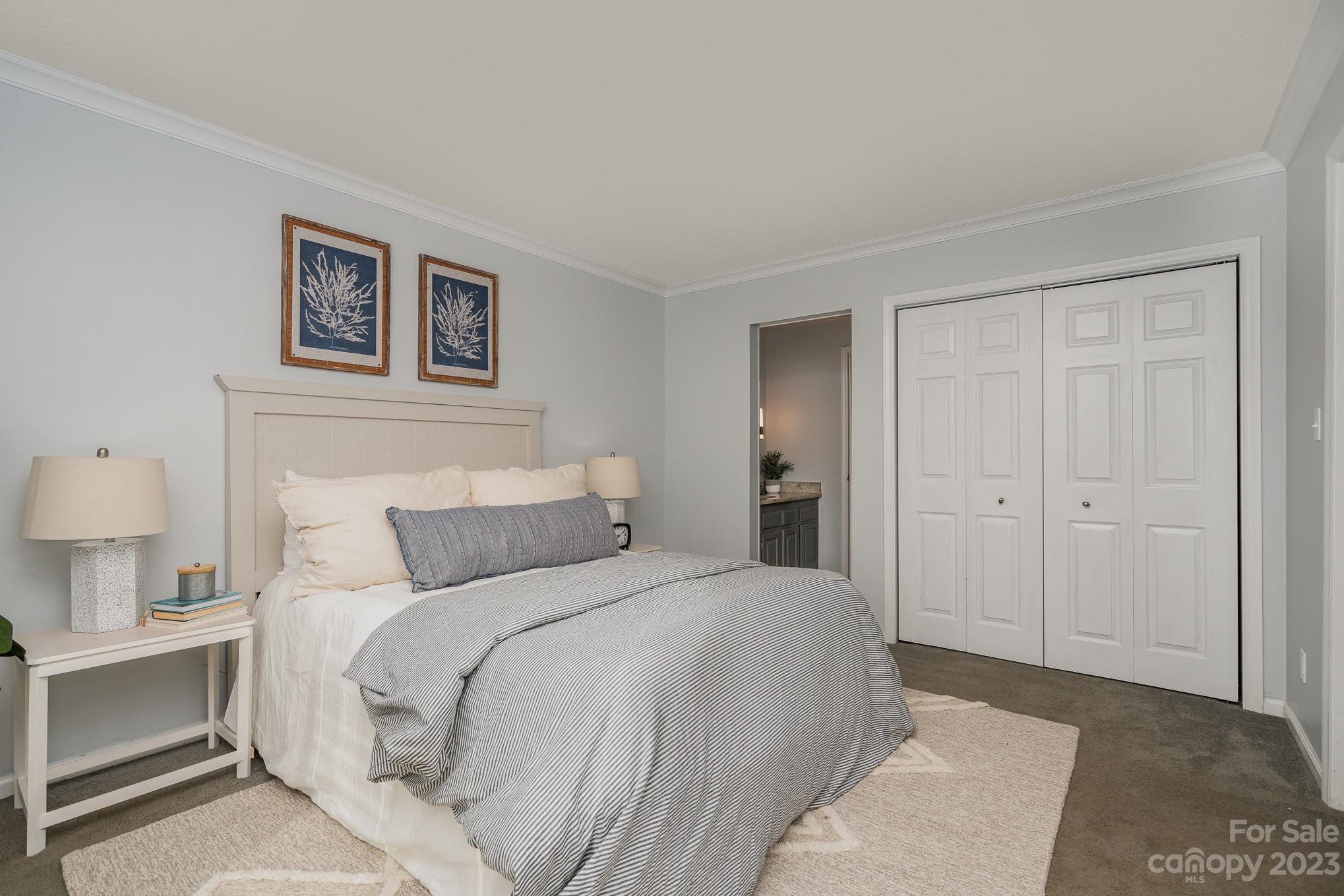308 Queens Road, Unit 19 Charlotte, NC 28204 - Photo 11 of 21 Gallery Image 11