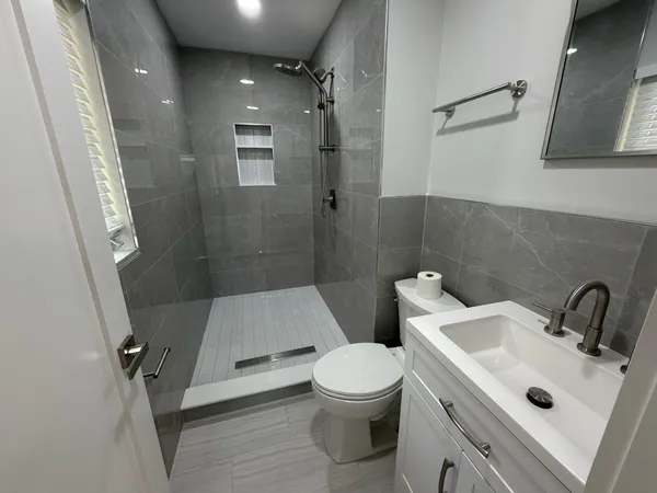$209,000 | 18081 Southeast Country Club Drive, Unit 17170, Jupiter, FL 33469