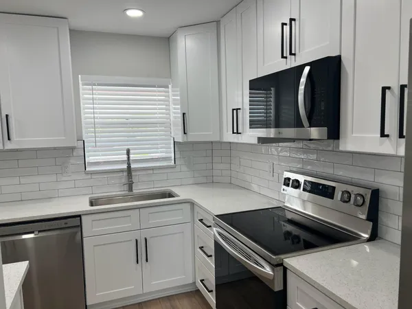 $209,000 | 18081 Southeast Country Club Drive, Unit 17170, Jupiter, FL 33469