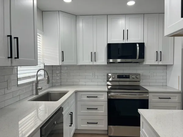 $209,000 | 18081 Southeast Country Club Drive, Unit 17170, Jupiter, FL 33469