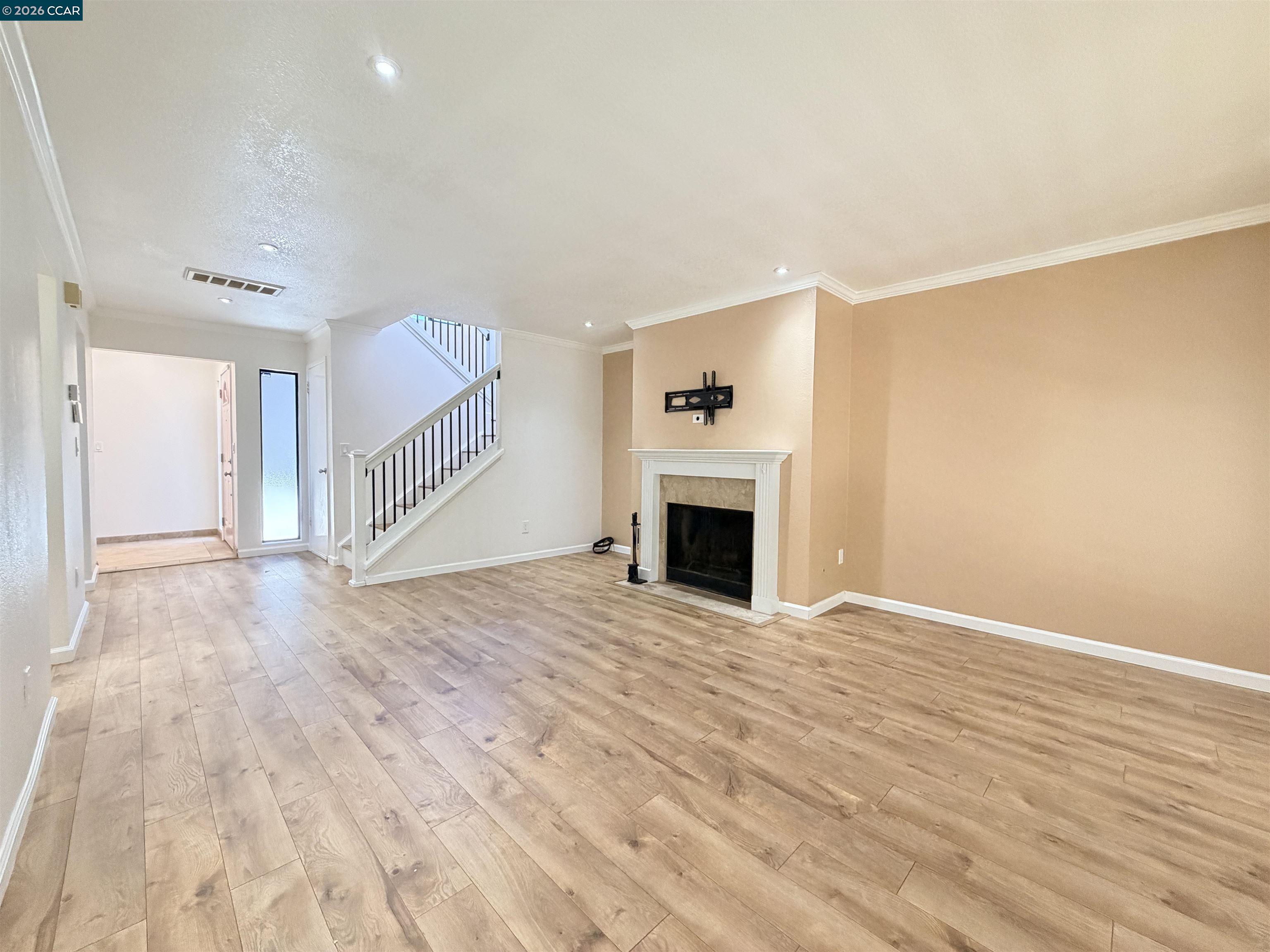 886 Valley Run Hercules, CA 94547 - Photo 10 of 39