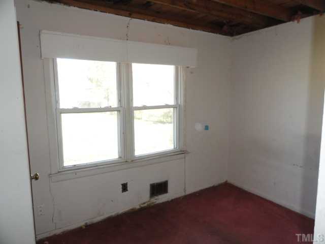 1807 Charles Street Raleigh, NC 27610 - Photo 9 of 12