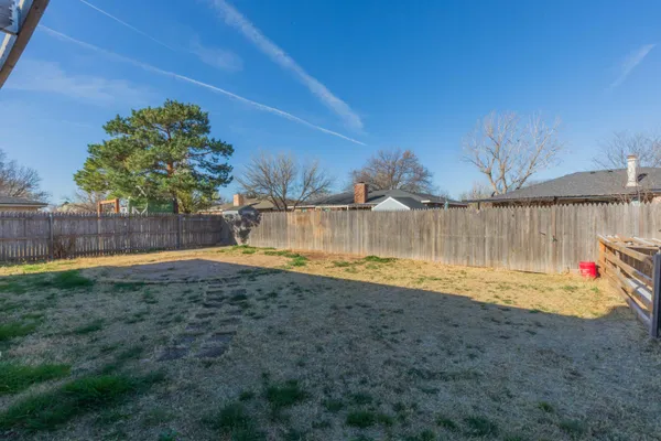 $2,400 | 5314 Briar Street, Amarillo, TX 79109