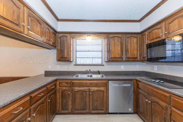 $2,400 | 5314 Briar Street, Amarillo, TX 79109