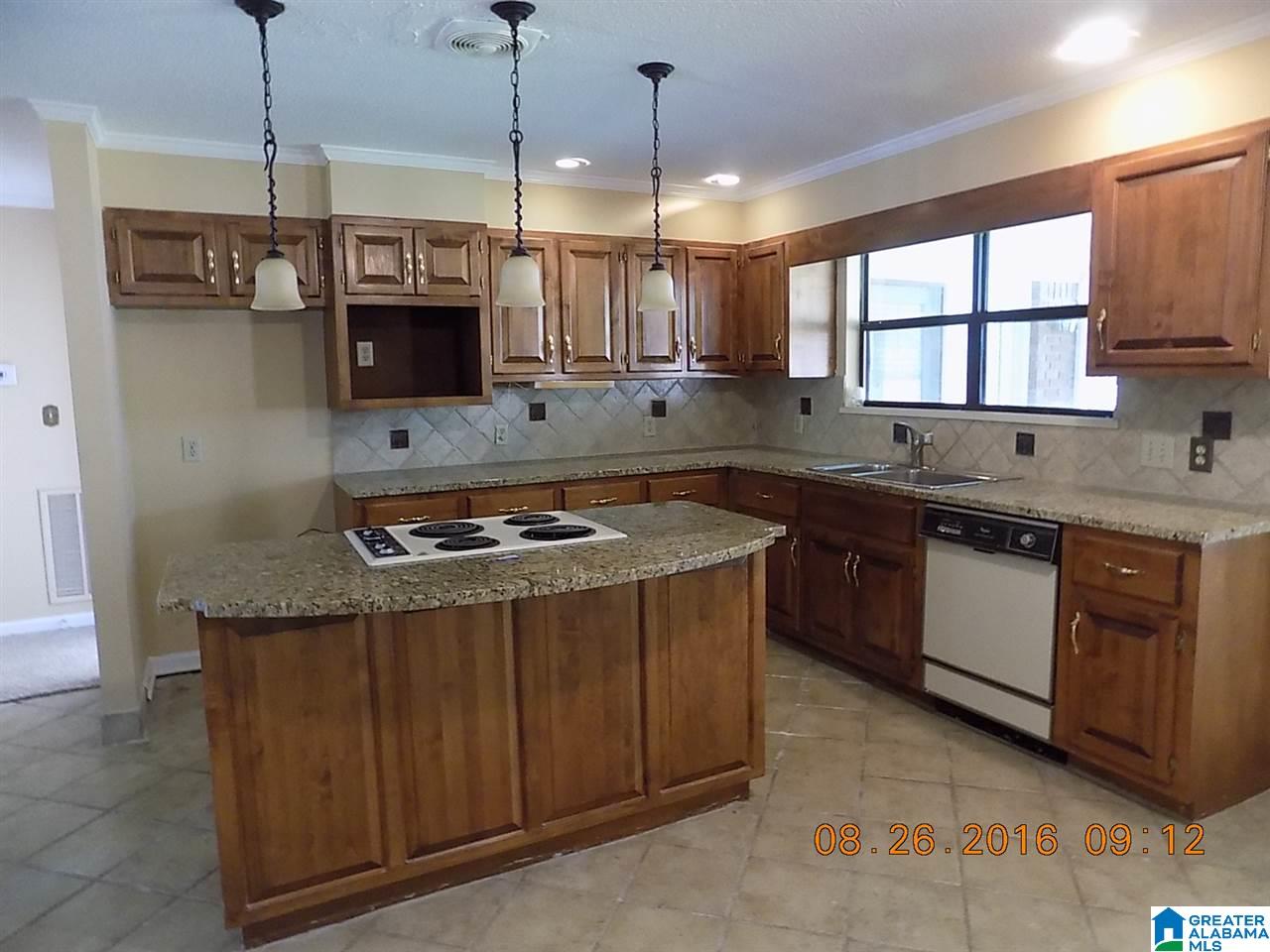 430 Woodland Road Bessemer, AL 35020 - Photo 6 of 15
