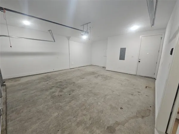 $2,600 | 2139 Mail Avenue, Unit 101, Dallas, TX 75235