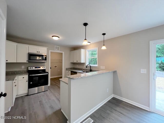 676 Bear Road Benson, NC 27504 - Photo 9 of 31 8