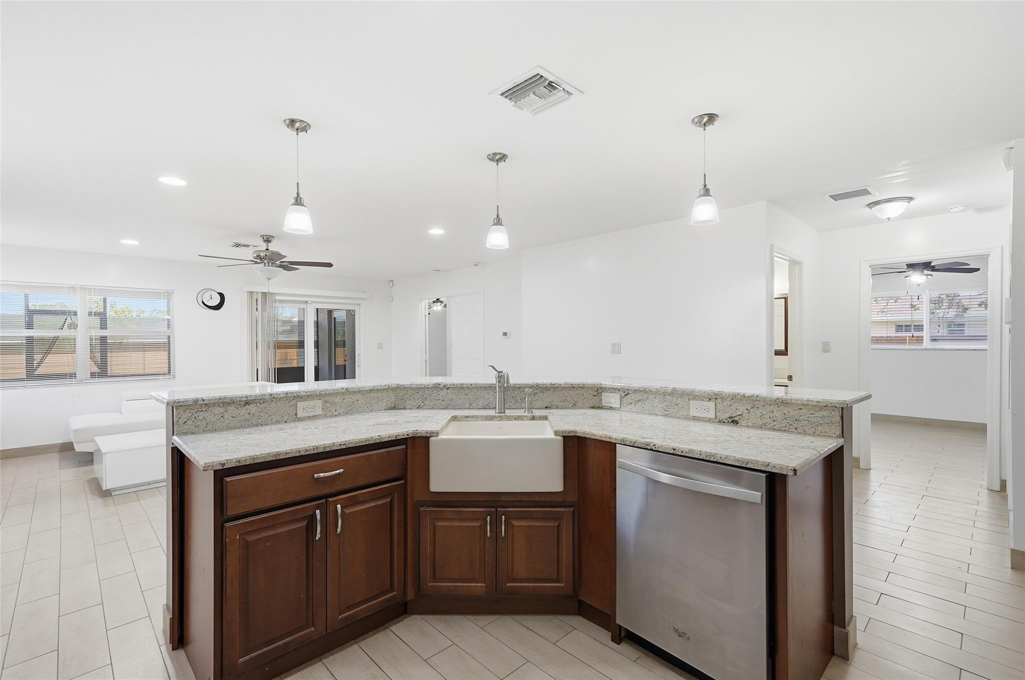 5015 Southwest 18th Street West Park, FL 33021 - Photo 11 of 39 Photo 11