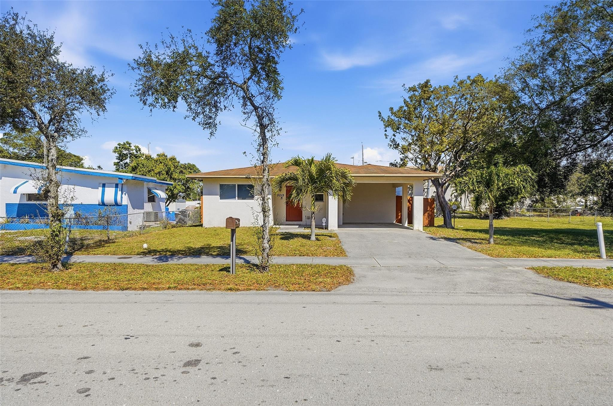 5015 Southwest 18th Street West Park, FL 33021 - Photo 2 of 39 Photo 2