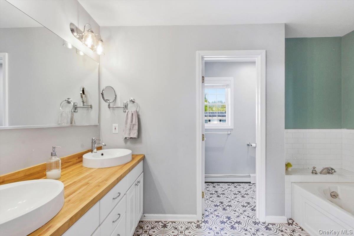 18 Barrett Place Beacon, NY 12508 - Photo 23 of 46