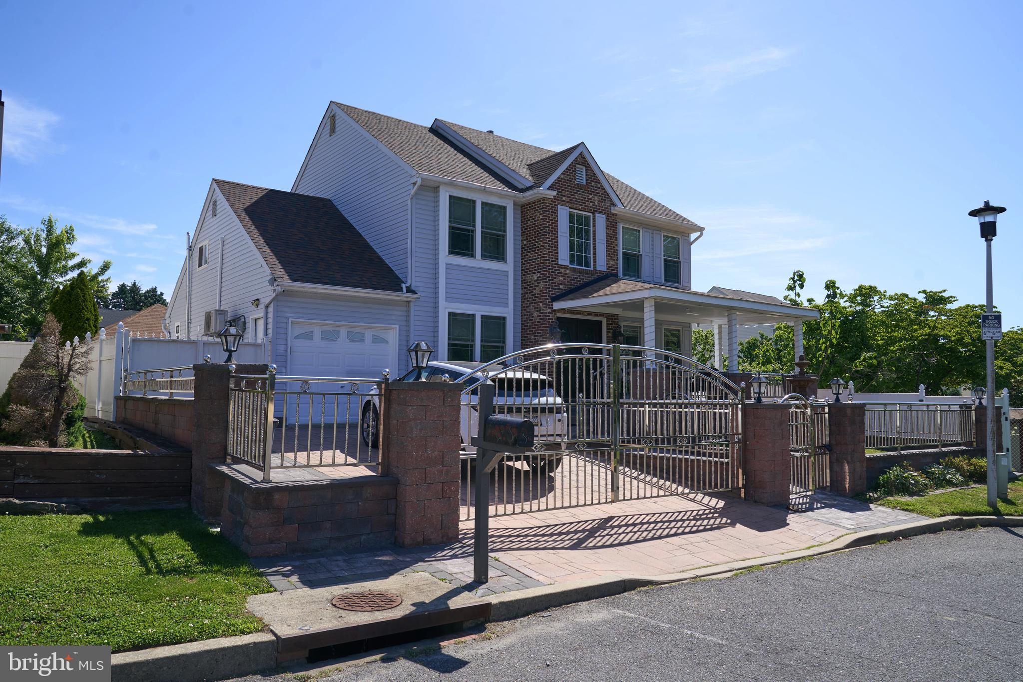 8905 Springview Road Philadelphia, PA 19115 - Photo 6 of 59 Fabulous Single Home on a Cul de Sac