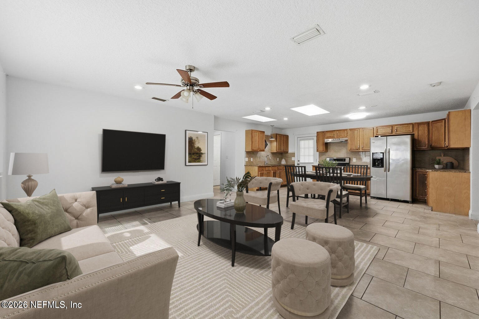 5025 Welborn Road Jacksonville, FL 32207 - Photo 3 of 41 Living Area (Virtually Staged)