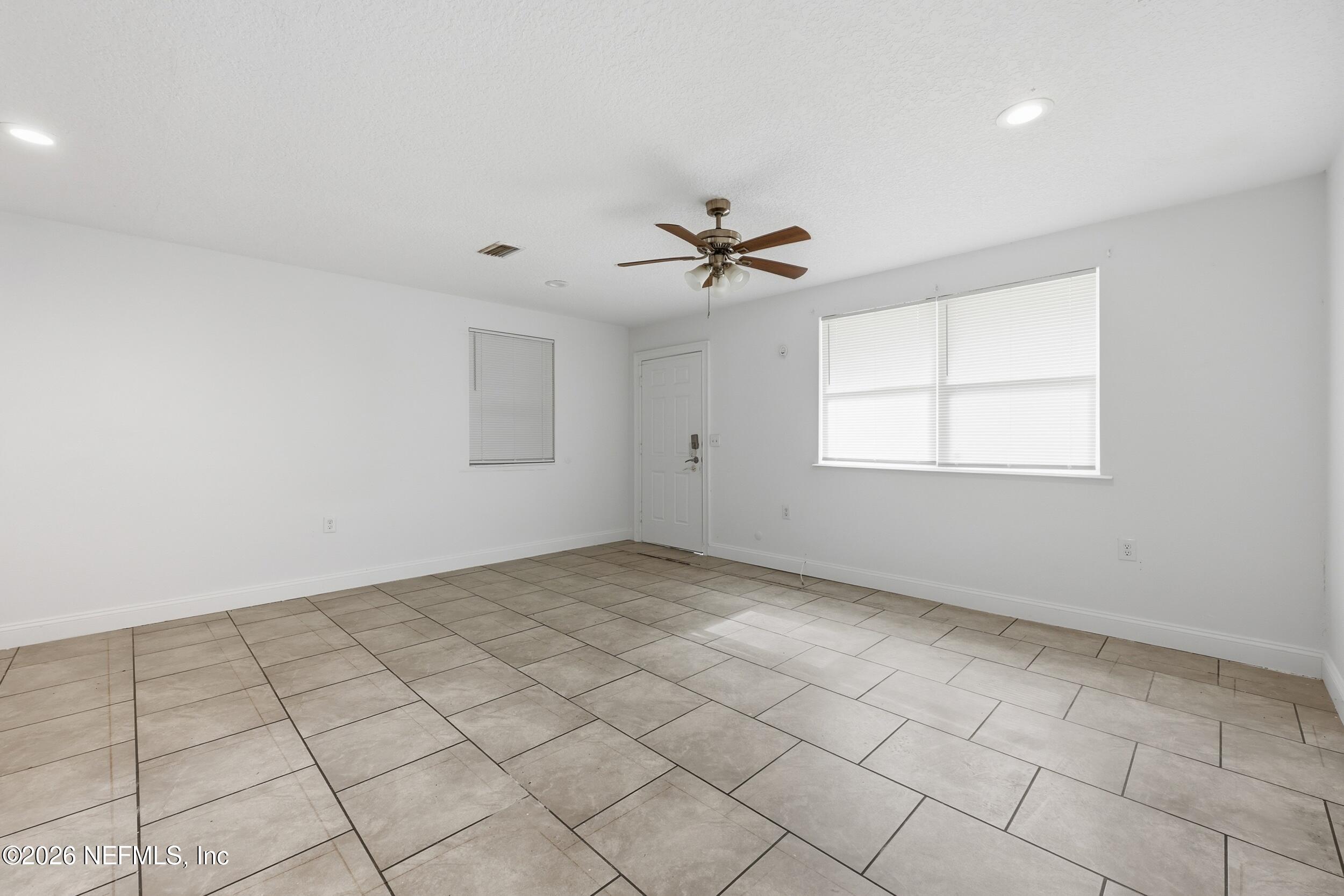 5025 Welborn Road Jacksonville, FL 32207 - Photo 7 of 41 Entry Way