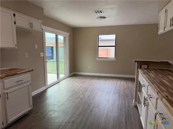 $1,650 | 1616 Lonesome, Canyon Lake, TX 78133