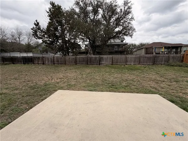 $1,650 | 1616 Lonesome, Canyon Lake, TX 78133