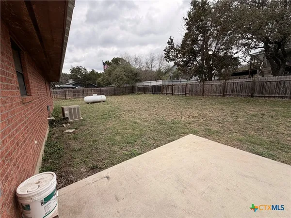 $1,650 | 1616 Lonesome, Canyon Lake, TX 78133