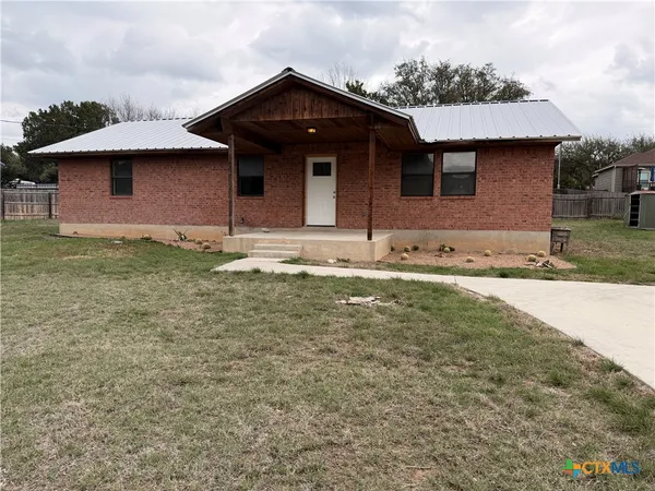 $1,650 | 1616 Lonesome, Canyon Lake, TX 78133